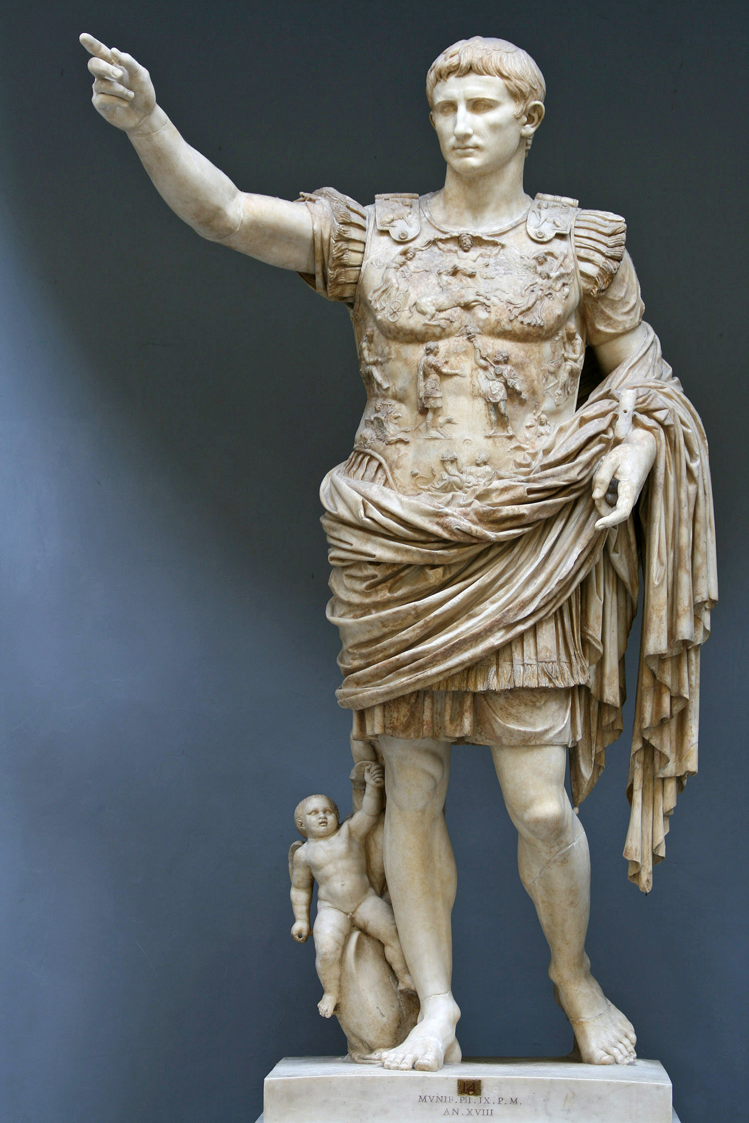 articoli/849/Statue-Augustus.jpg
